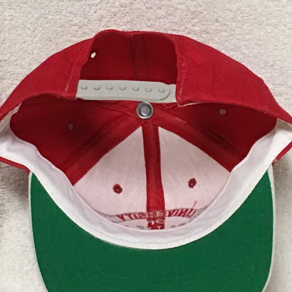 UNLV Rebels Vintage SnapBack 90’s Cap Hat Red NCAA - Picture 6 of 7